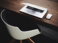 OneNote for iOS and Mac lets you attach files